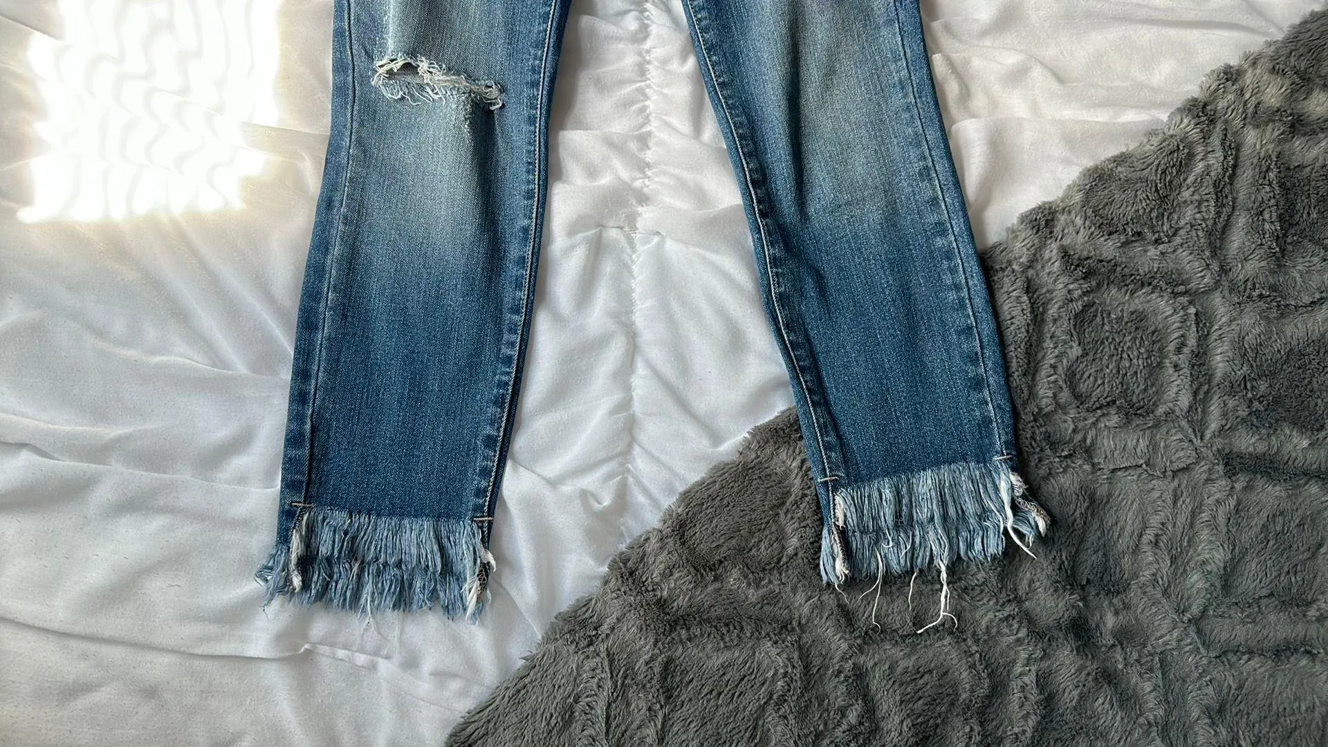 Rose And Remington Jeans Size 25 - Image 2