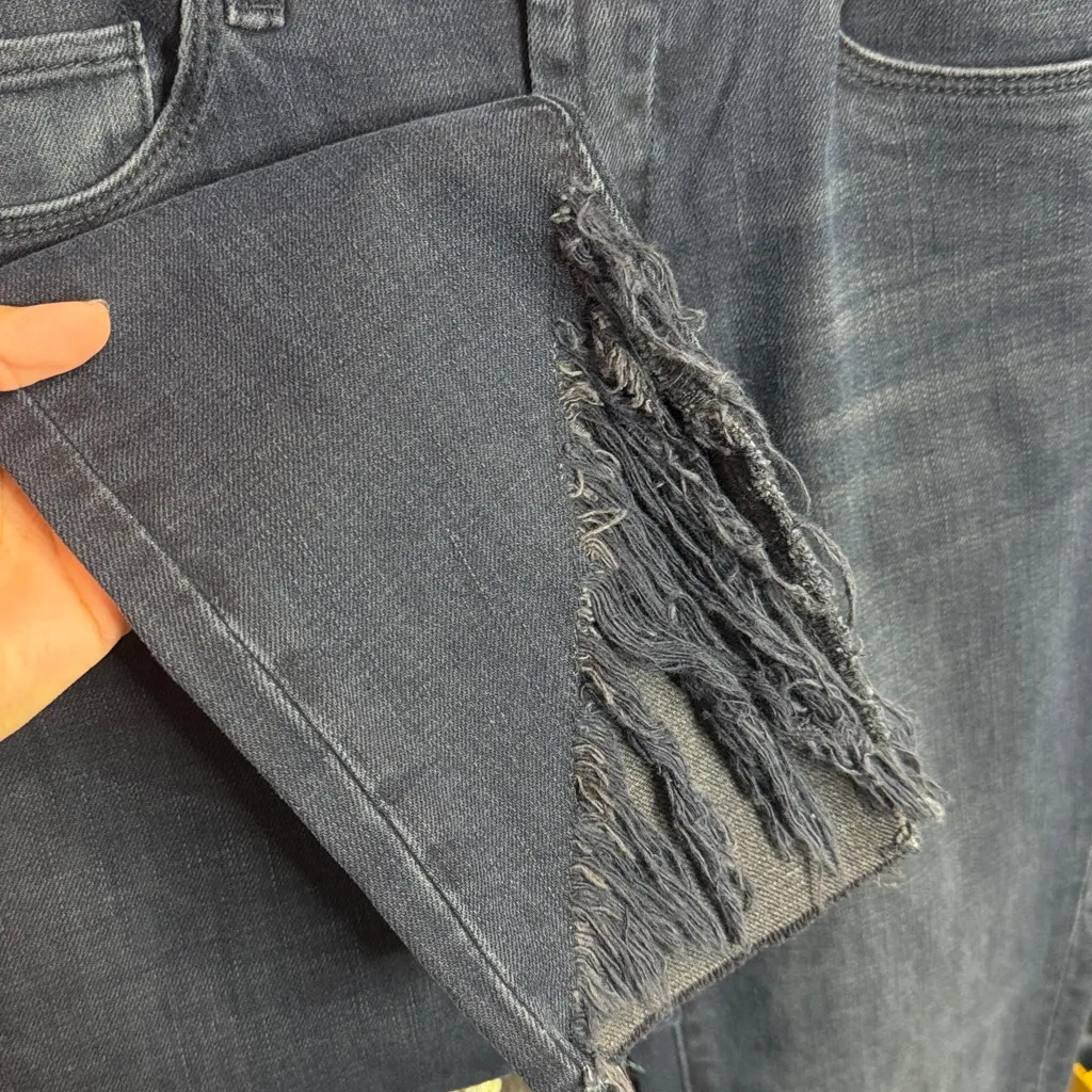 Blank NYC The Bond Mid Rise Skinny Jeans Dark Blue Frayed Legs. Size 27 - Image 5