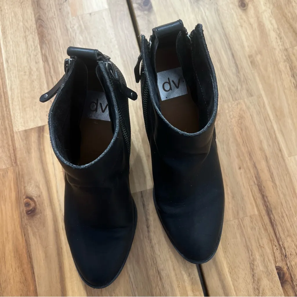dv by Dolce Vita Black Ankle Booties | Size 7.5 - Image 2