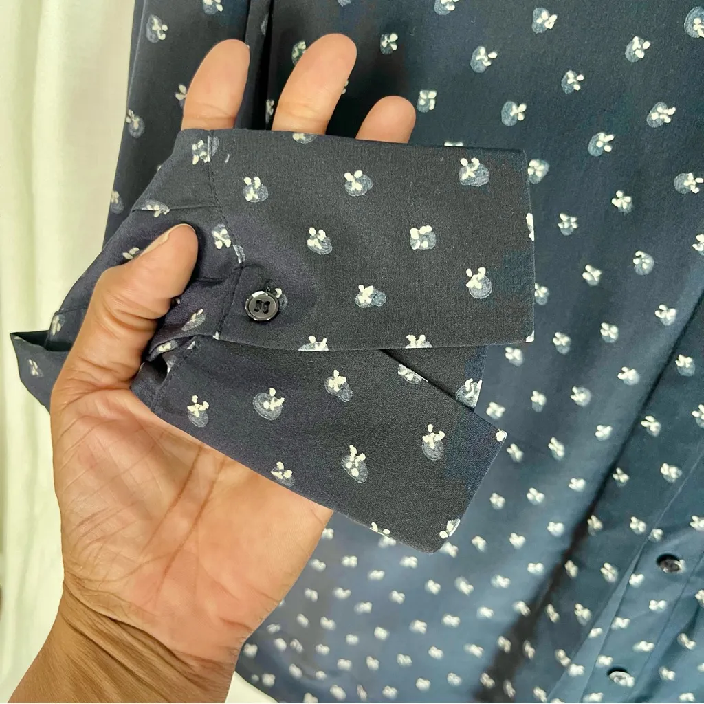 VINCE | Navy Blue Floral Silk Button-Down Blouse Sz 6 - Image 3