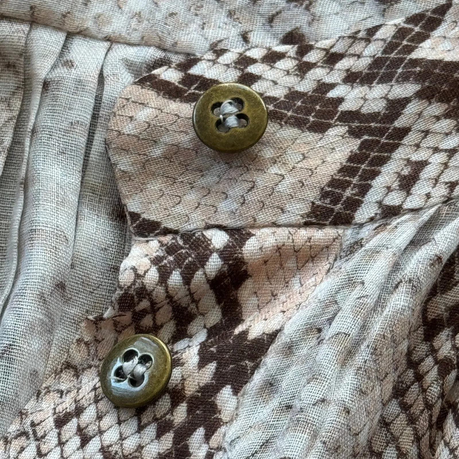 Zimmermann Bellitude Ramie‎ Batwing Sleeve Blouse Snake-Print - Image 10