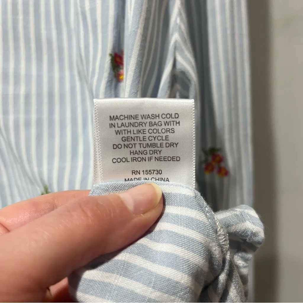 Jane & Delancey Long Sleeve Striped Casual Button Blouse L Embroidered Flowers - Image 6