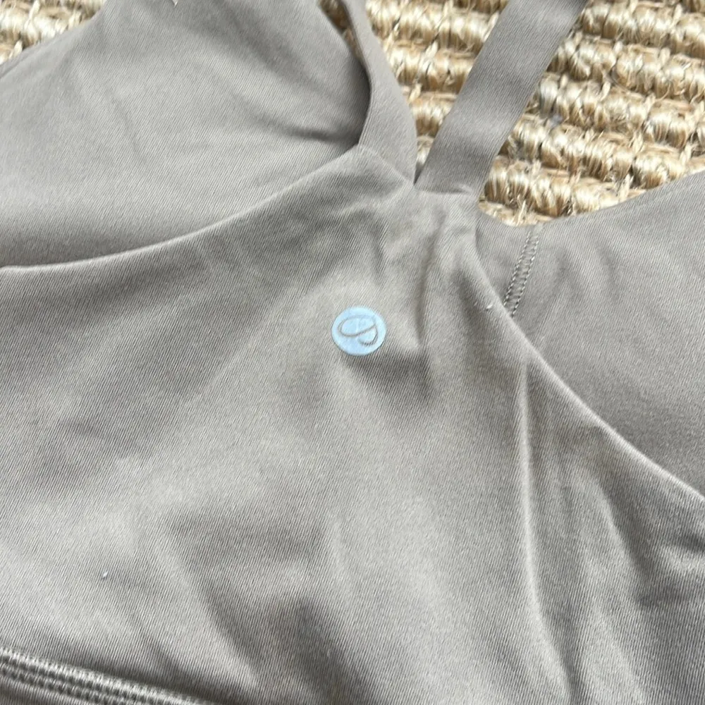 CRZ YOGA WORKOUT SET SIZE S/M IN TAN - Image 3