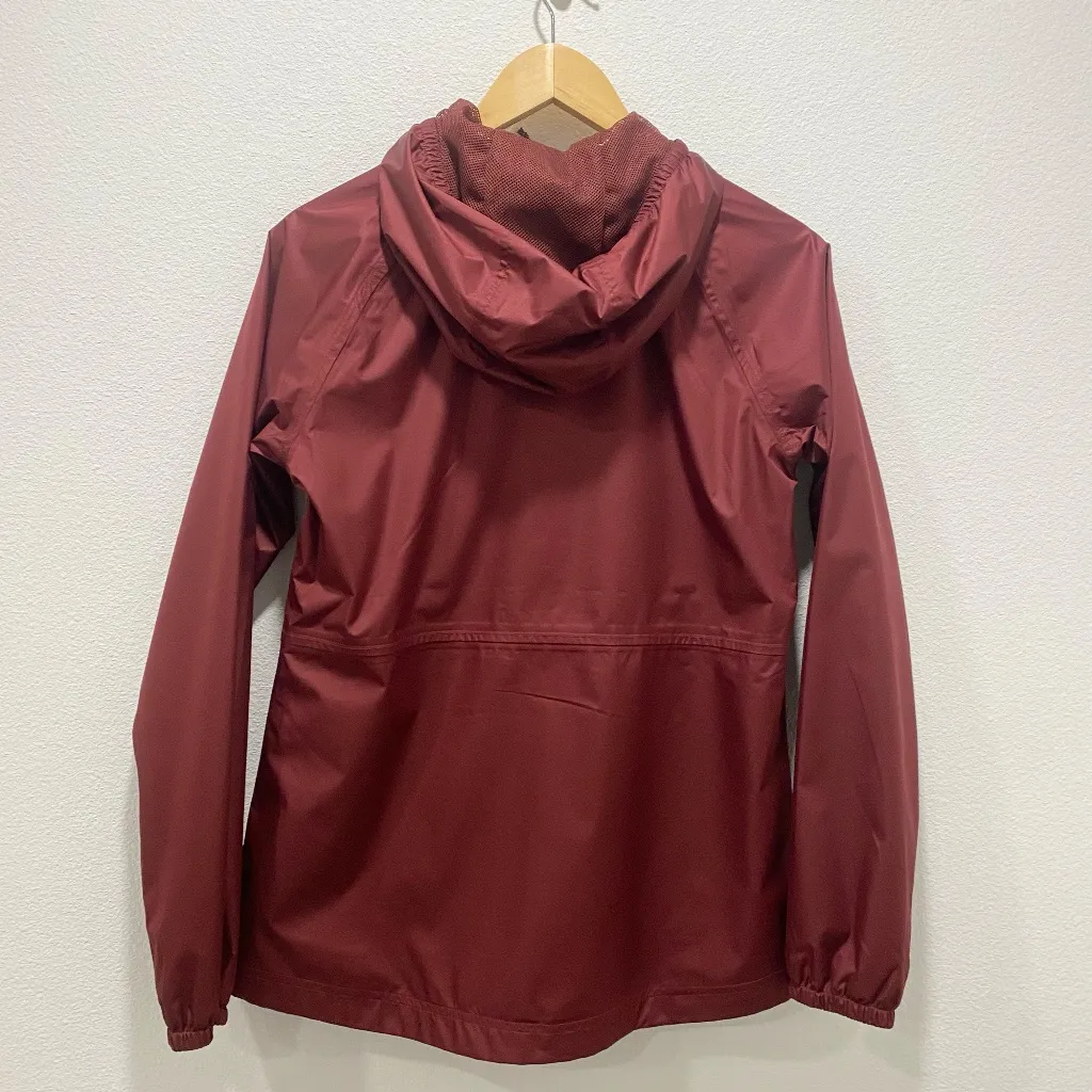 LL Bean Women's Light Weight Rain Jacket Wind Breaker - Image 3