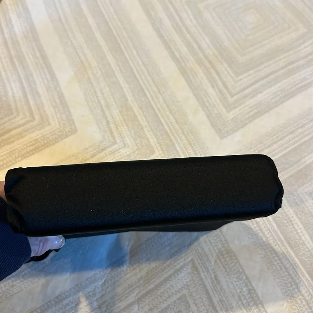 Peck & Peck Black Twisted Handle Satin Evening Bag - Image 7