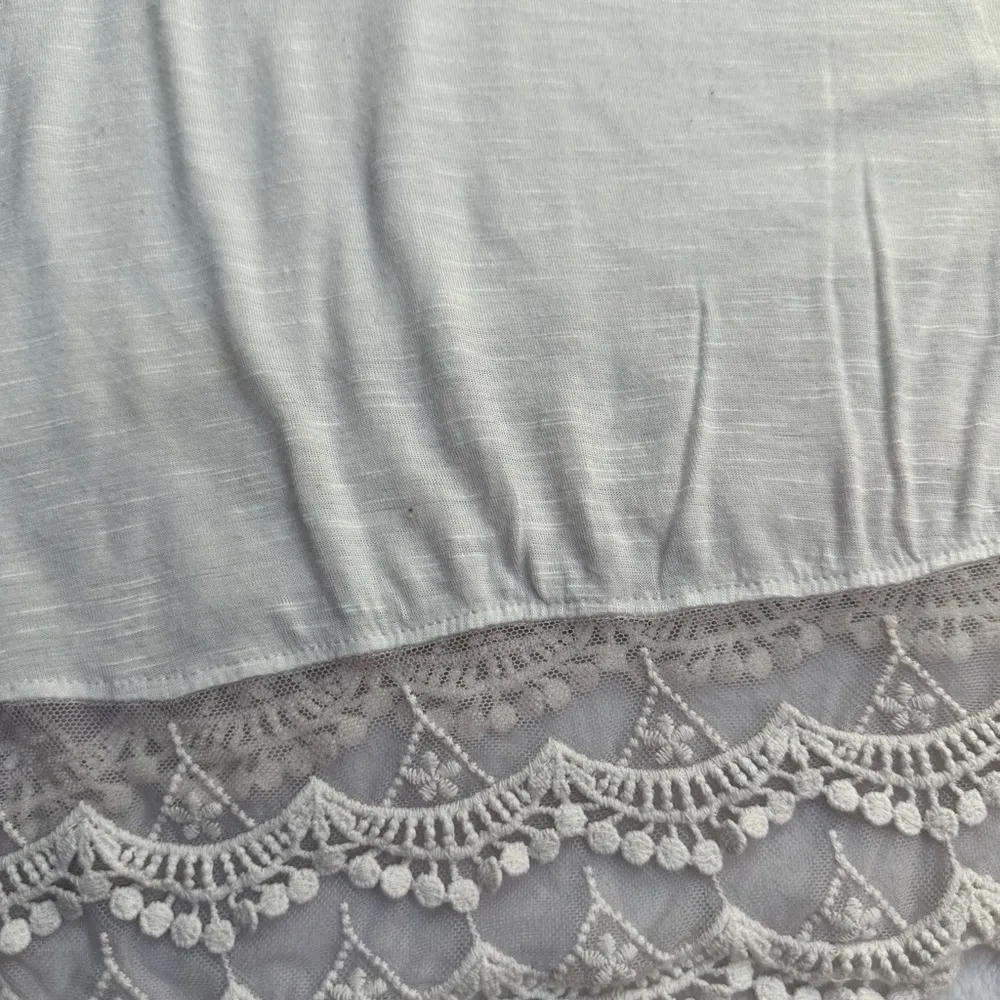 Love & Liberty Lace Crochet Shark Bite Hem Short Sleeve Top in White - Image 12