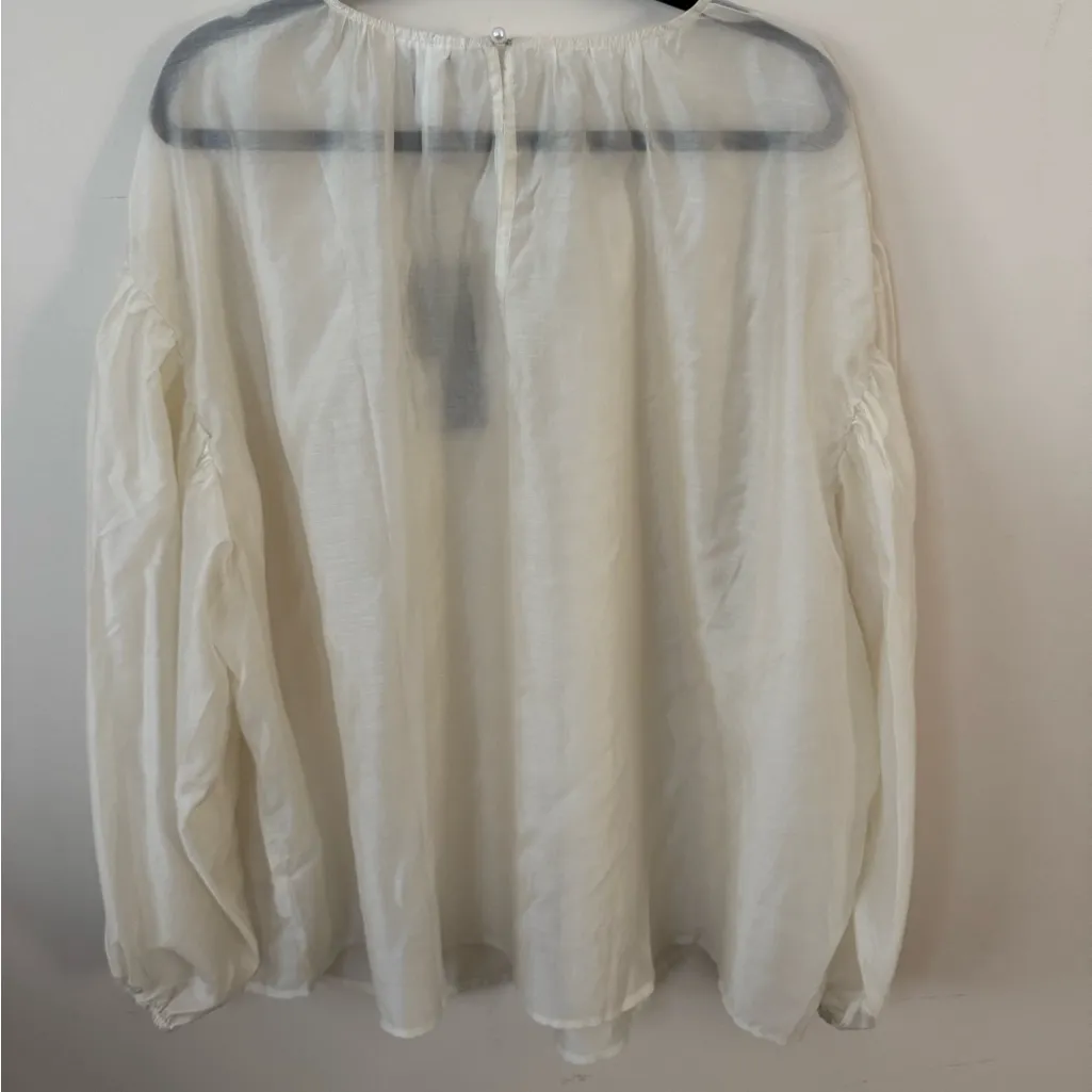 Future Collective Sheer Balloon Long Sleeve Blouse NWT Size 3X Cream Color - Image 4