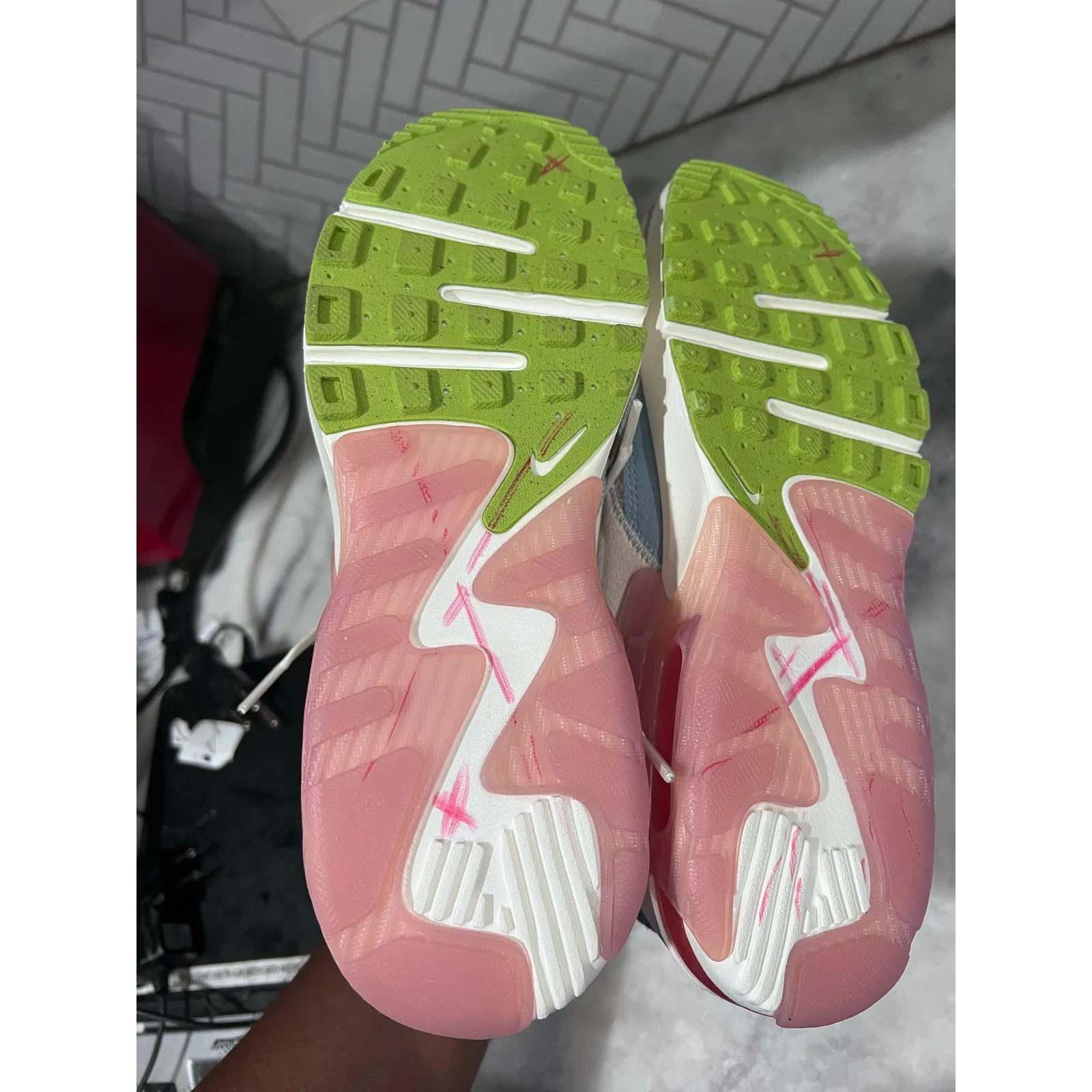 Nike Air Max 2X Women’s Size 8 CD5432-120 Pastel Multi Pink Green Purple Sneaker - Image 9