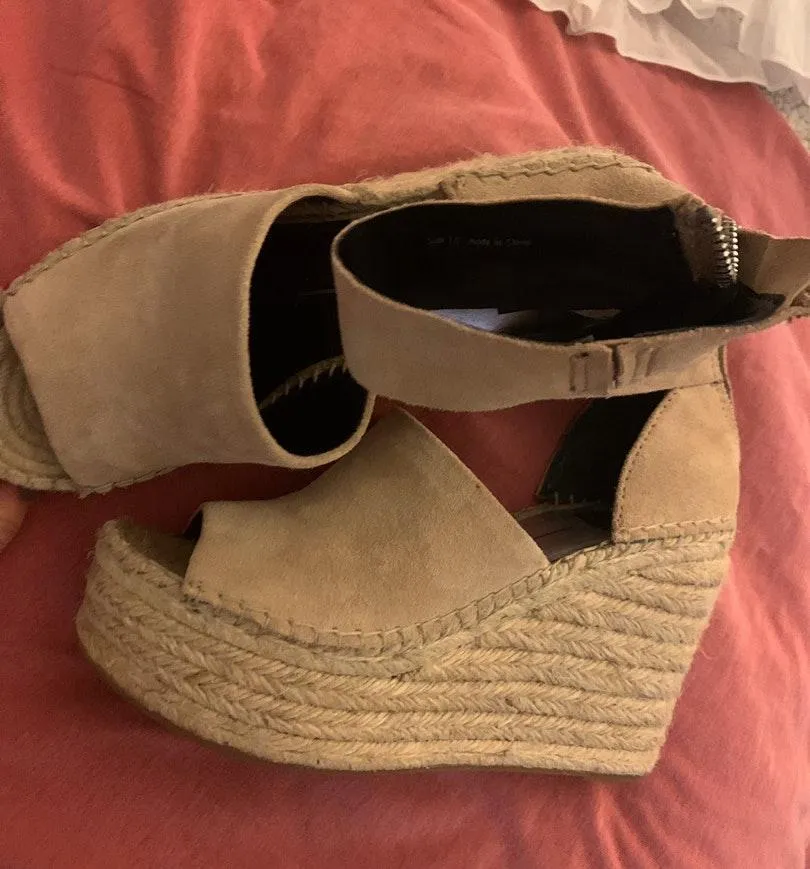 Dolce Vita Wedges - Image 3