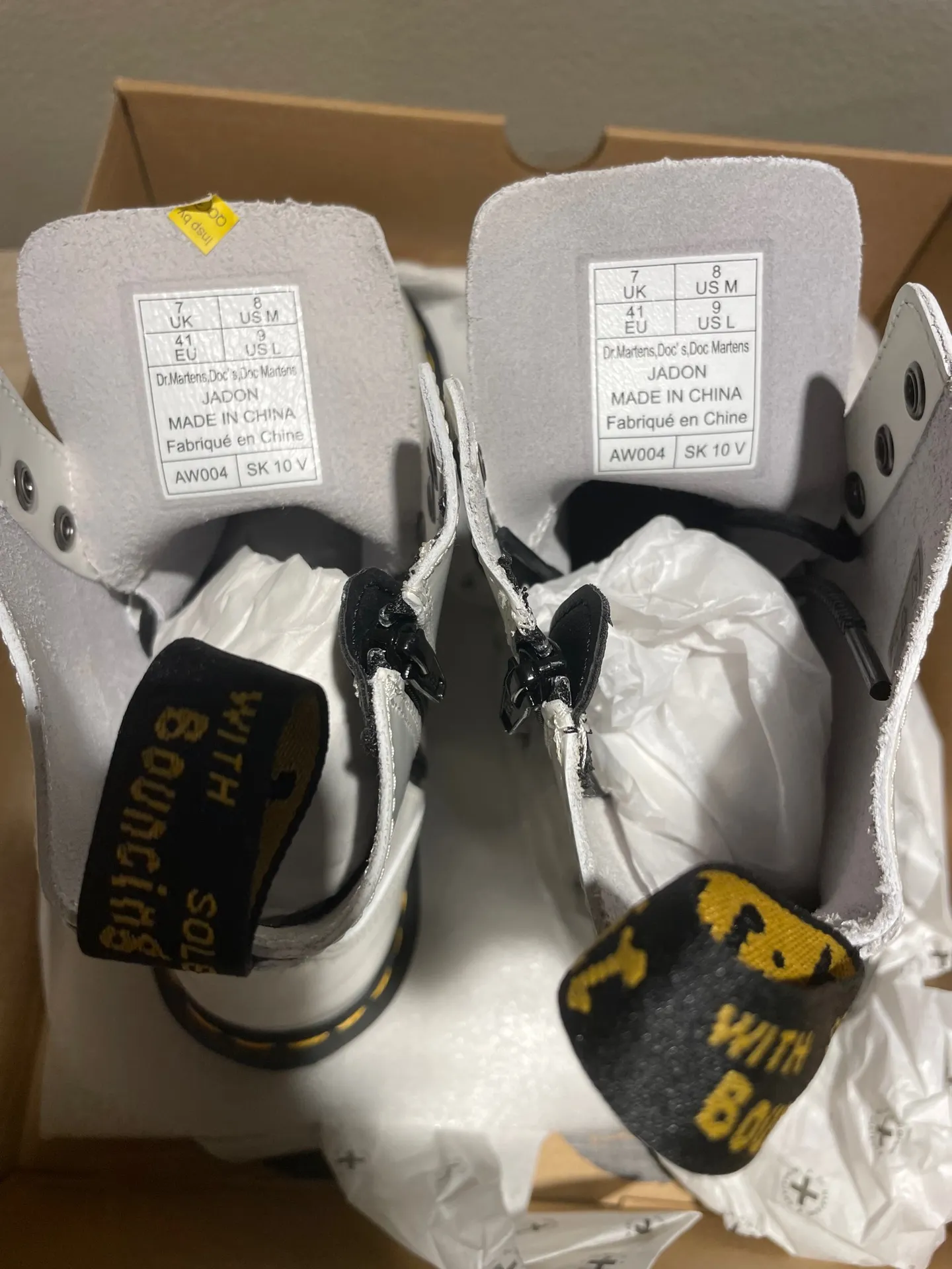 Dr. Martens Jadon Lace-Up Boots White Size 9 EU 41 Style 15265100 BRAND NEW - Image 2