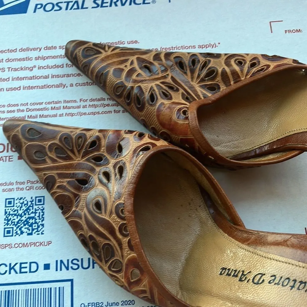 Salvatore D’Anna • Pointed Tooled Leather Heels Size 7 Brown - Image 5
