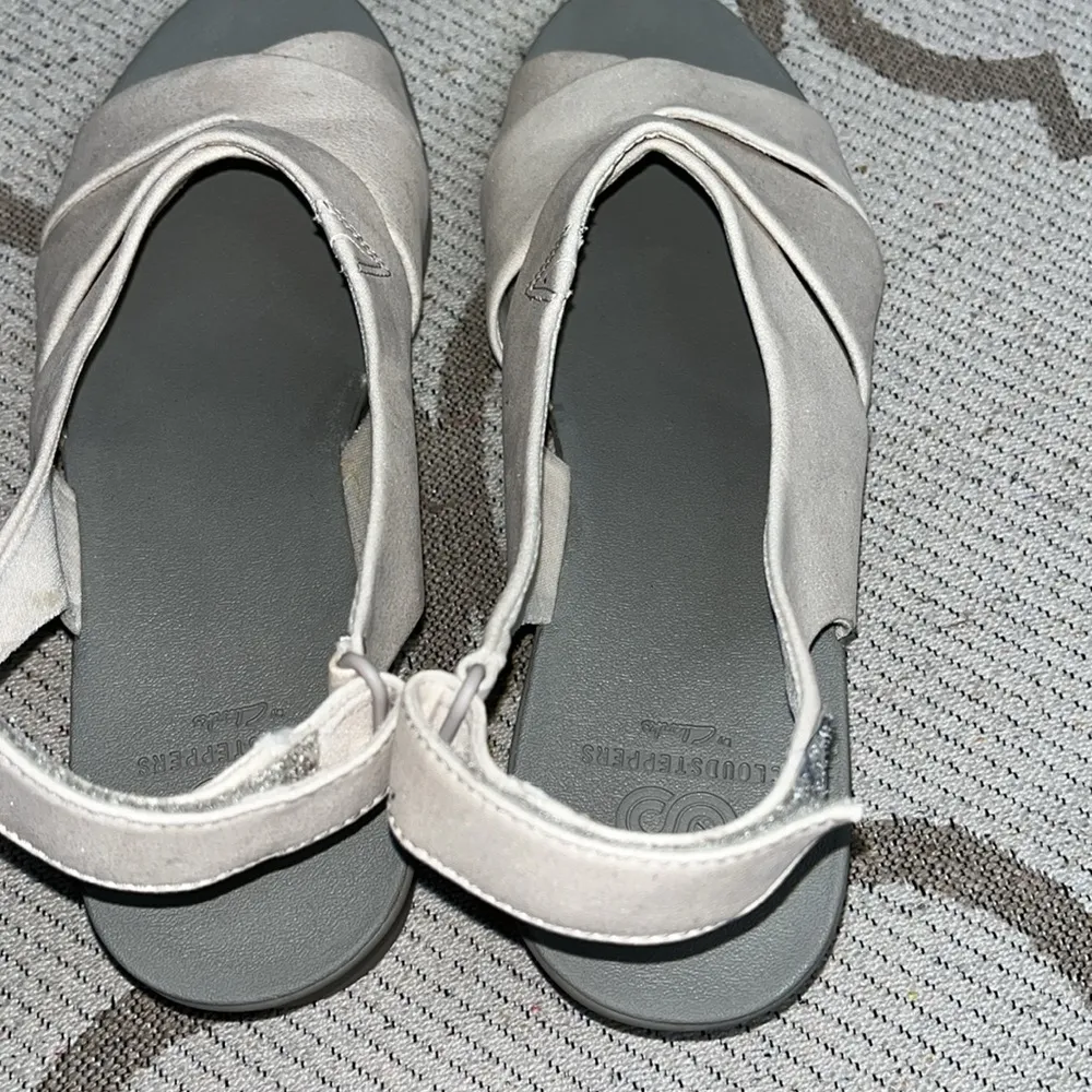 Cloudsteppers by Clarks Caddell Bright Wedge Sandal size 10W - Image 9