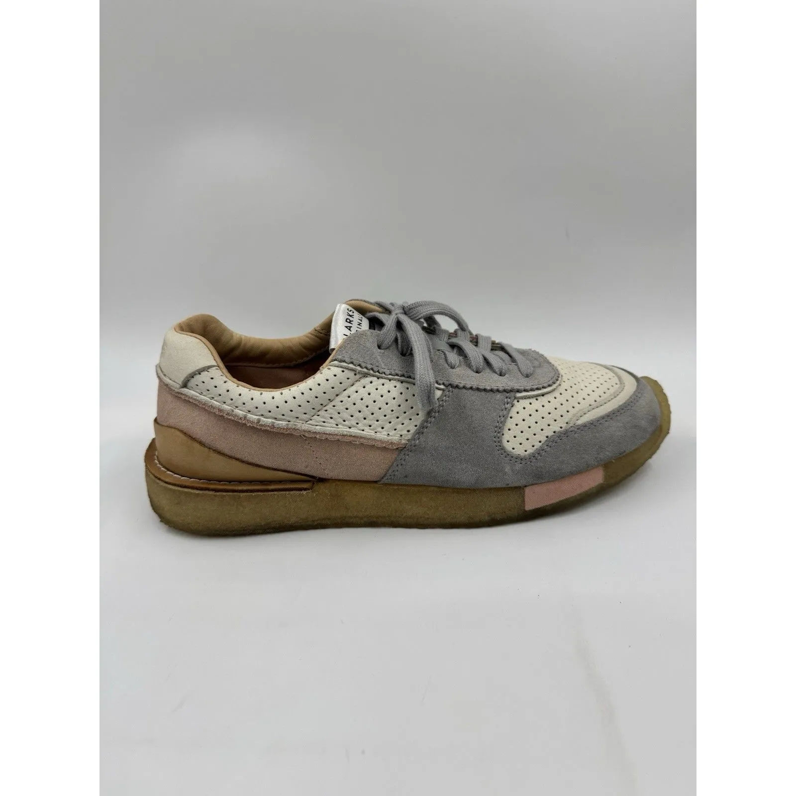 Clarks Originals 1825 Gray White Perforated gum sole Sneaker Shoes Women's 9.5 M - Image 12