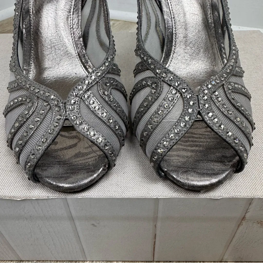 Adrianna‎ Papell Fiji Dress Shoes Silver Crystal Mesh Sz 7.5 Heels Formal - Image 5