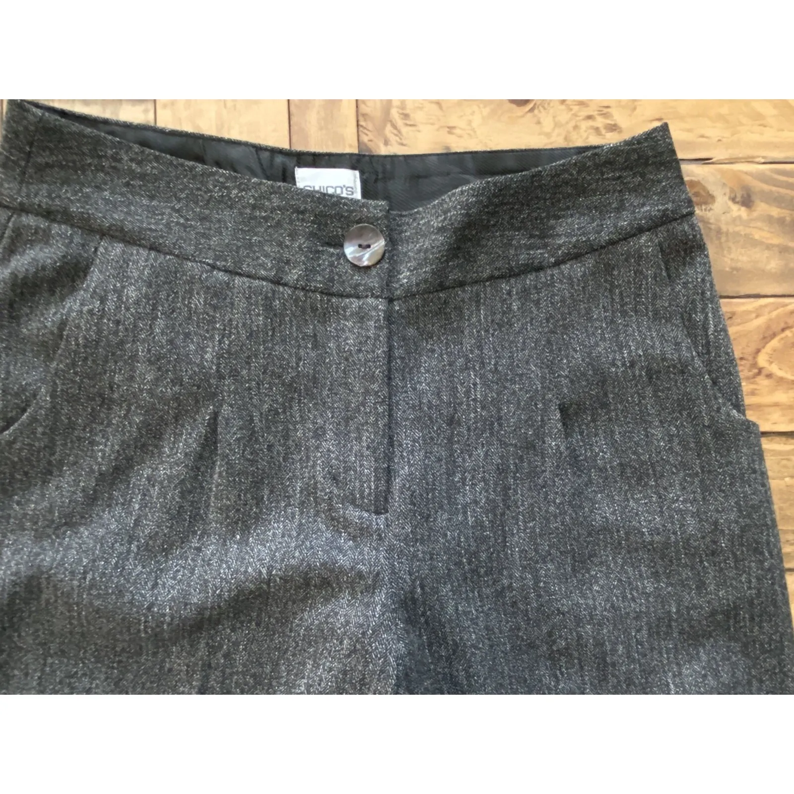 #15 Women's Chico's Sz: 1, Heathered Black Wide Leg Pants, 34" Inseam - Image 3