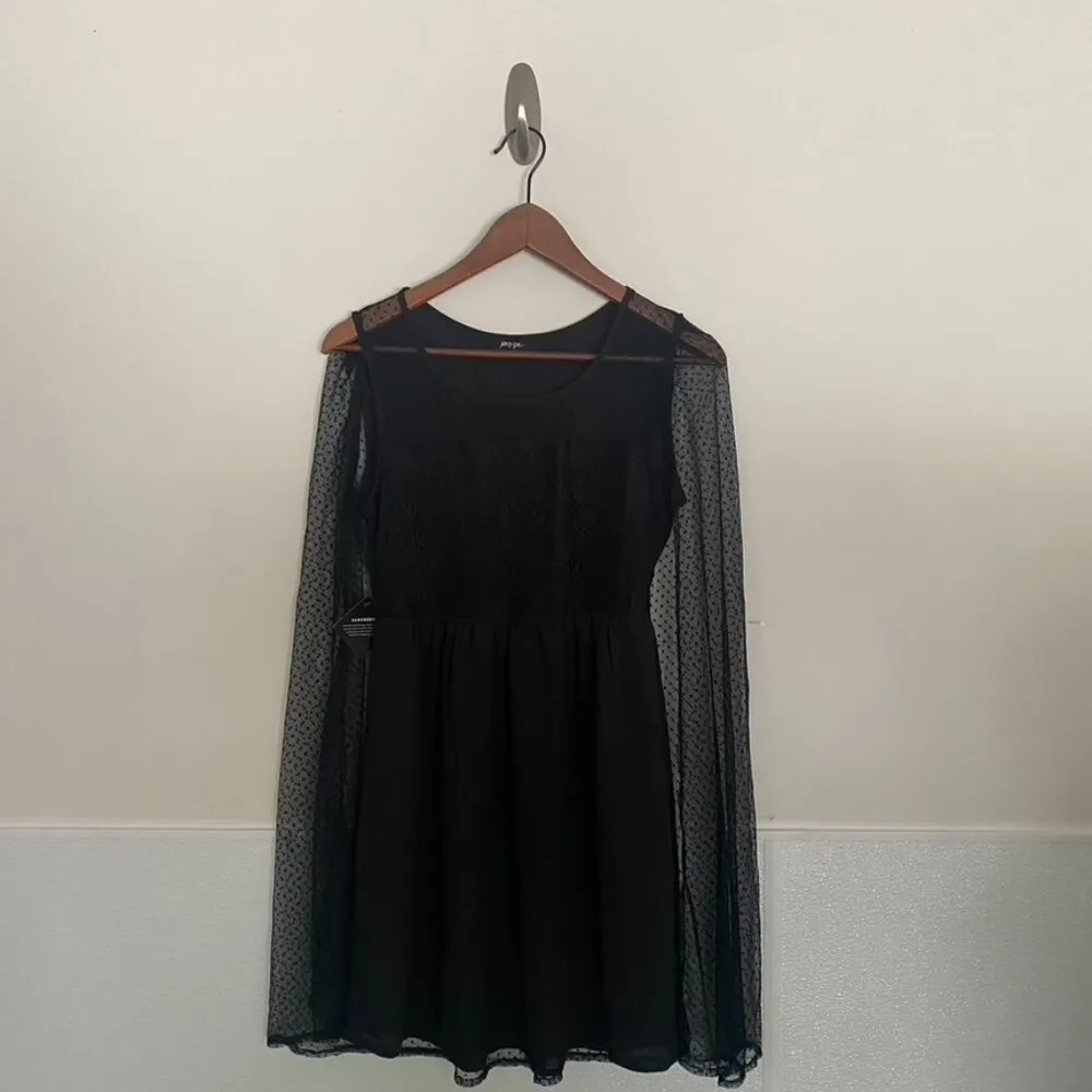 Nasty Gal Black Caped Mini Dress Size S NEW BUT WITH FLAWS - Image 3