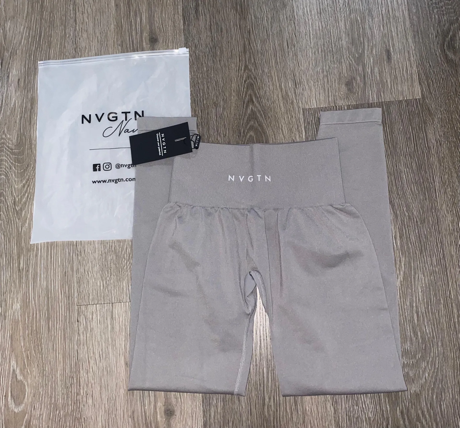 NVGTN LEGGINGS - Image 5