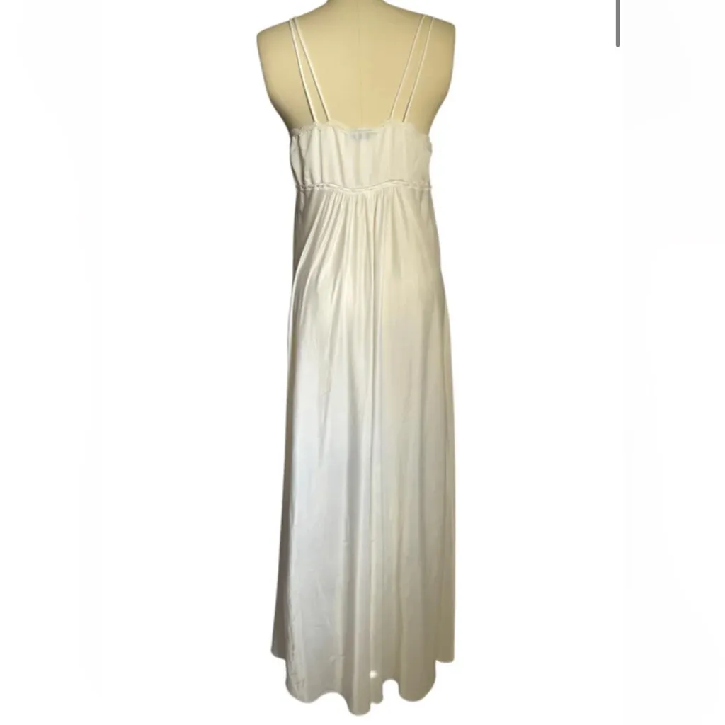 Vintage Christian Dior Bow Lace Floral embroidered maxi chemise - Image 4