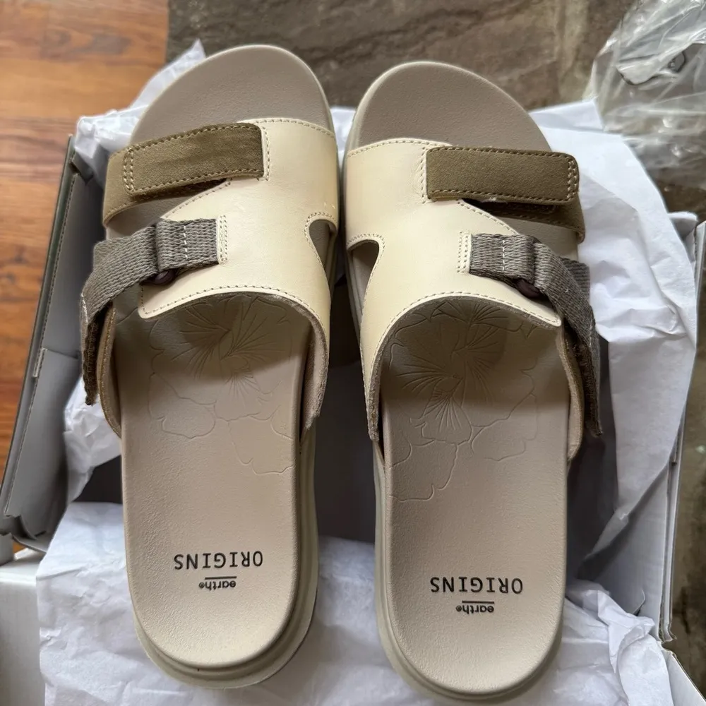 Earth Origins Vara cream tan gray suede sport slide sandals 7.5 Velcro straps - Image 4