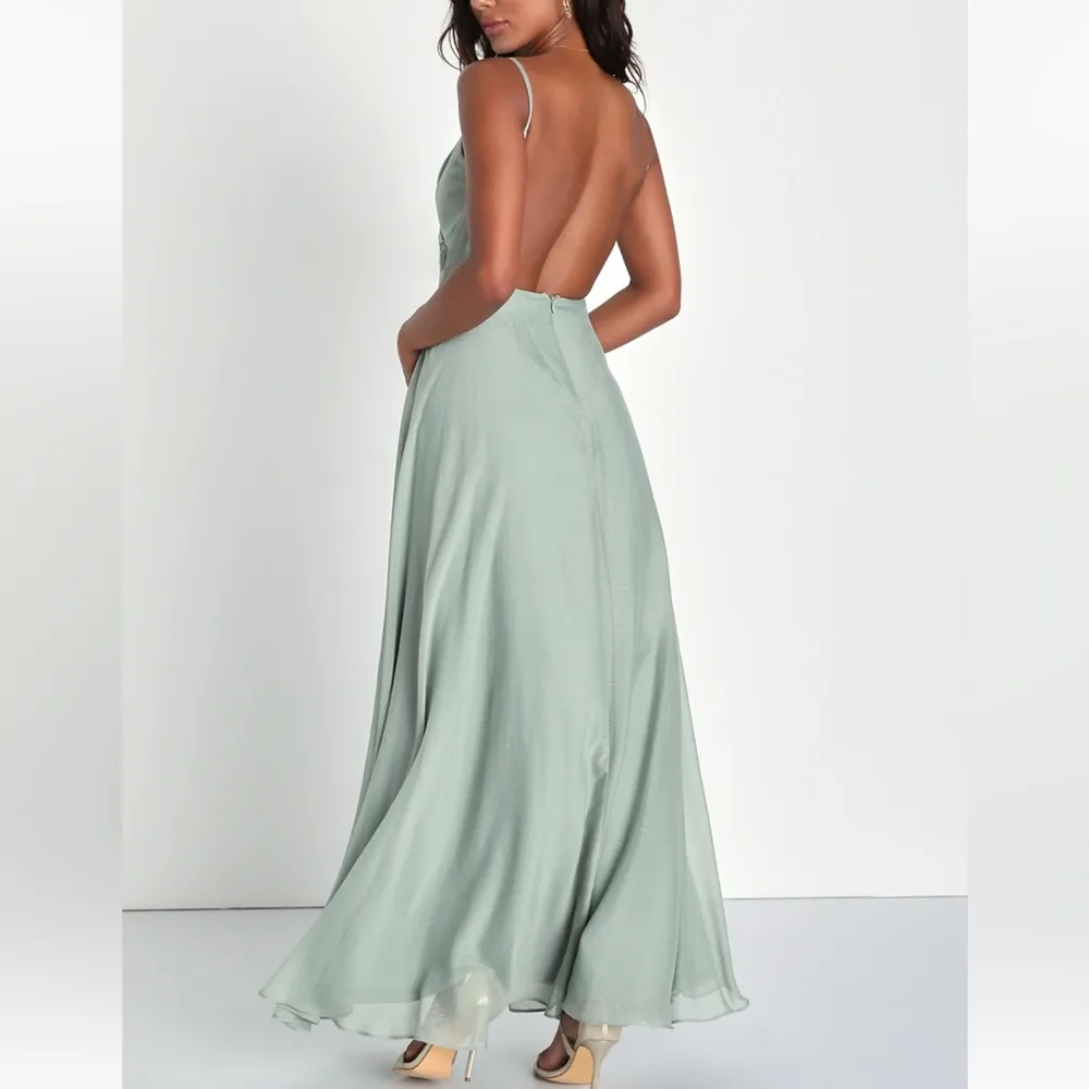 NWT Lulu’s Dreamy Destiny Sage Green Pleated Backless Maxi Dress 👗 - Image 2