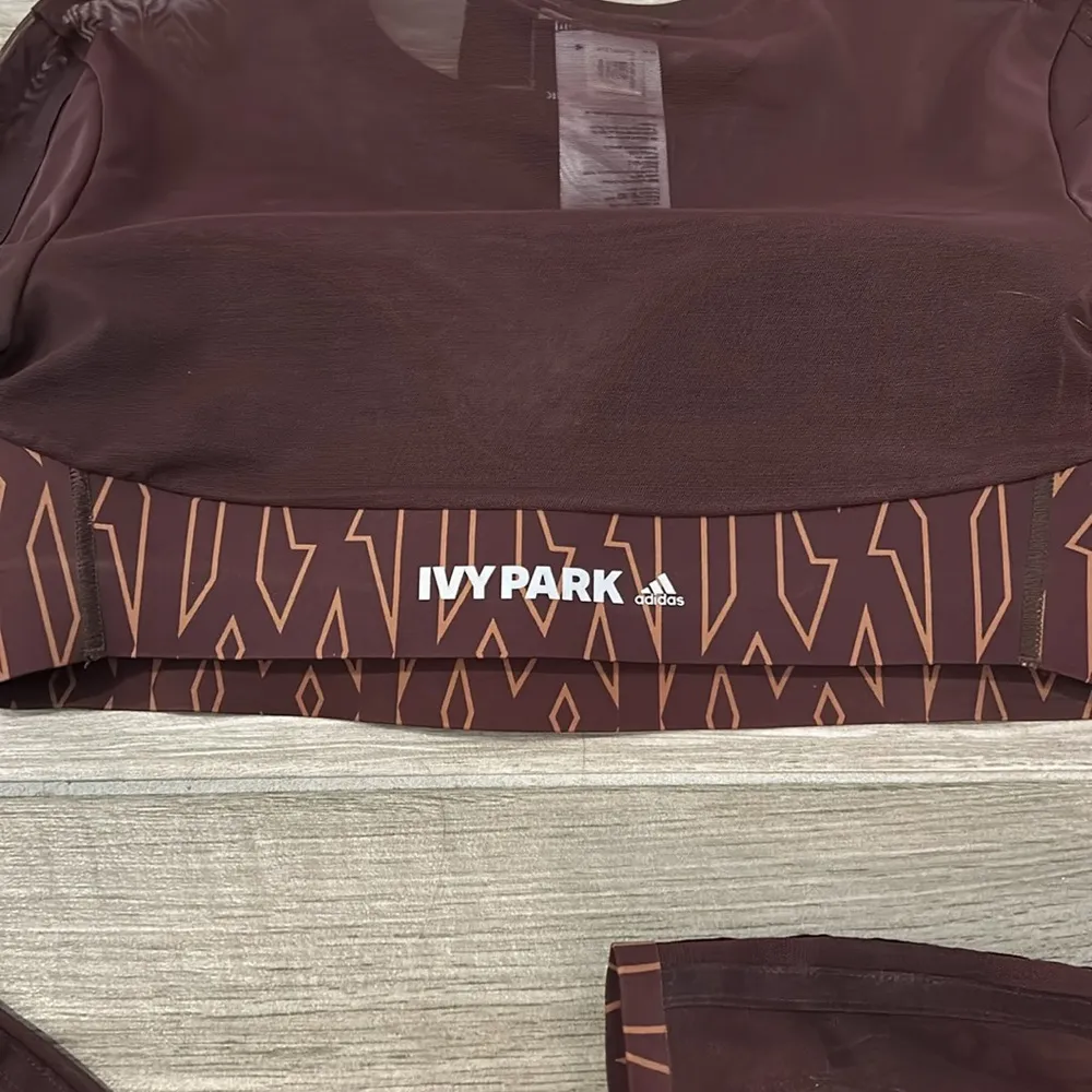 Ivy Park and Adidas cropped shirt - Image 10