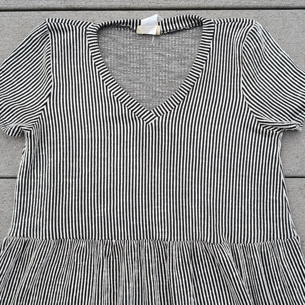 Caution to the Wind V-Neck Striped Short Sleeve Dress - Image 6