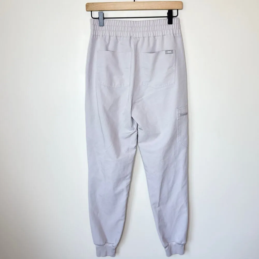 FIGS X-Small Scrubs Set Zamora Joggers & Casma Three-Pocket Scrub Top Medical - Image 9