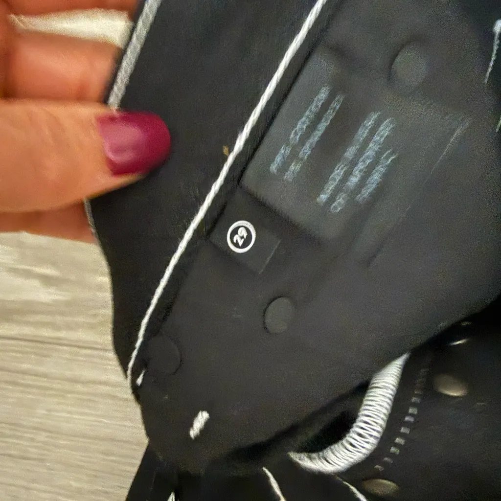 Grlfrnd Aurelia in Lights Out 29 - Image 5