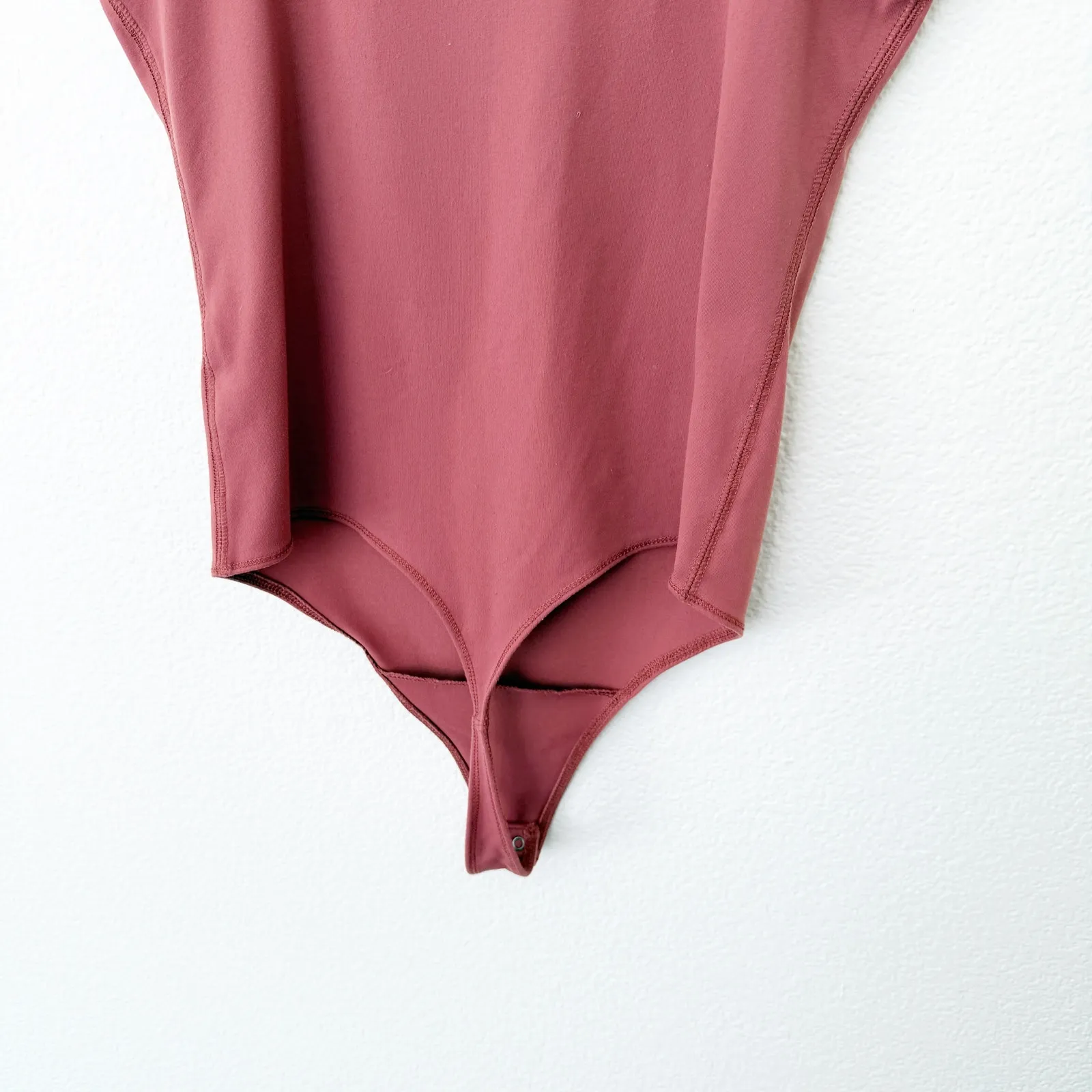 [Abercrombie & Fitch] Blush Pink Seamless Bodysuit Tank Scoop Neck Size Medium M - Image 7