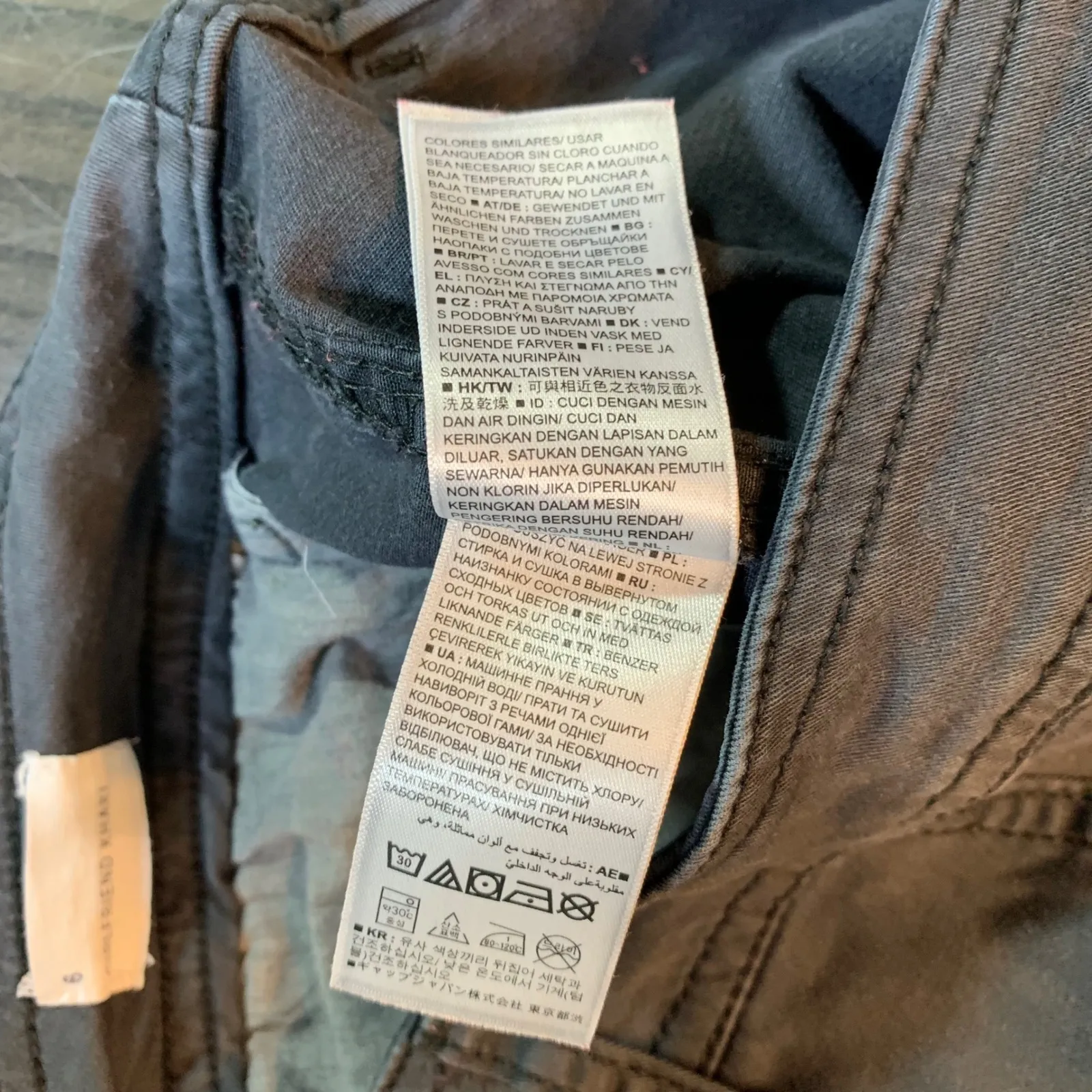 GAP Womens Girlfriend Khaki Cropped Pants‎ Size 6 Black Casual Basic School READ - Image 7