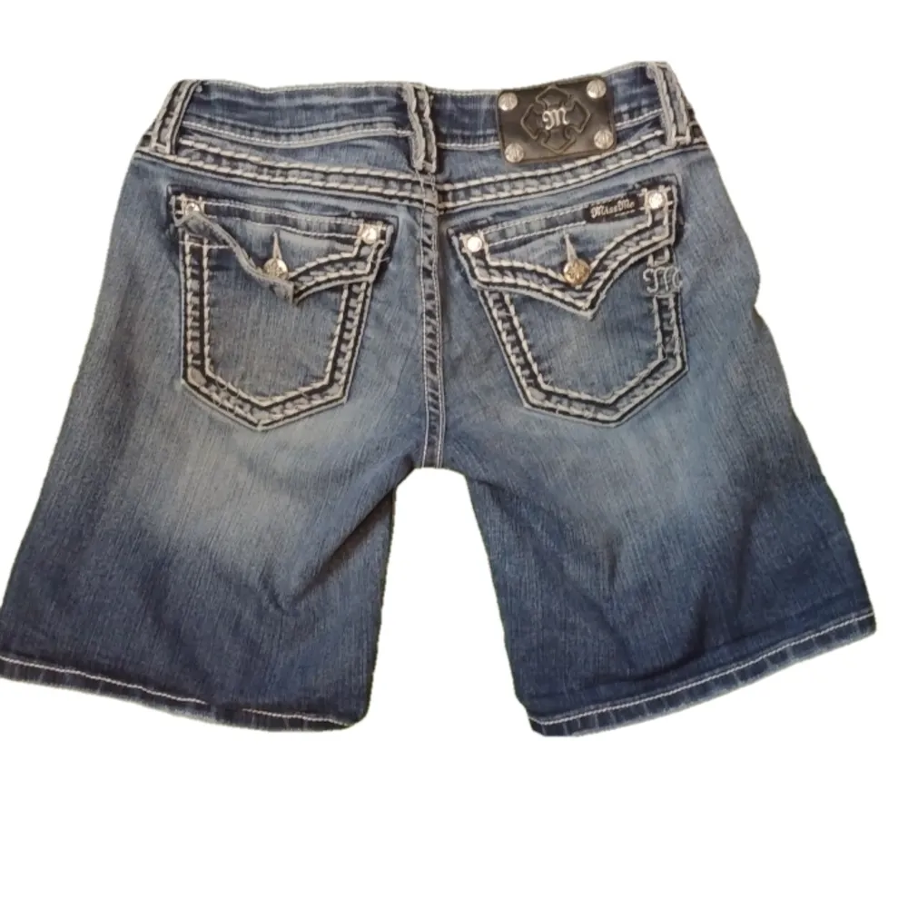 Miss ME - mid shorts size 28 - Image 3