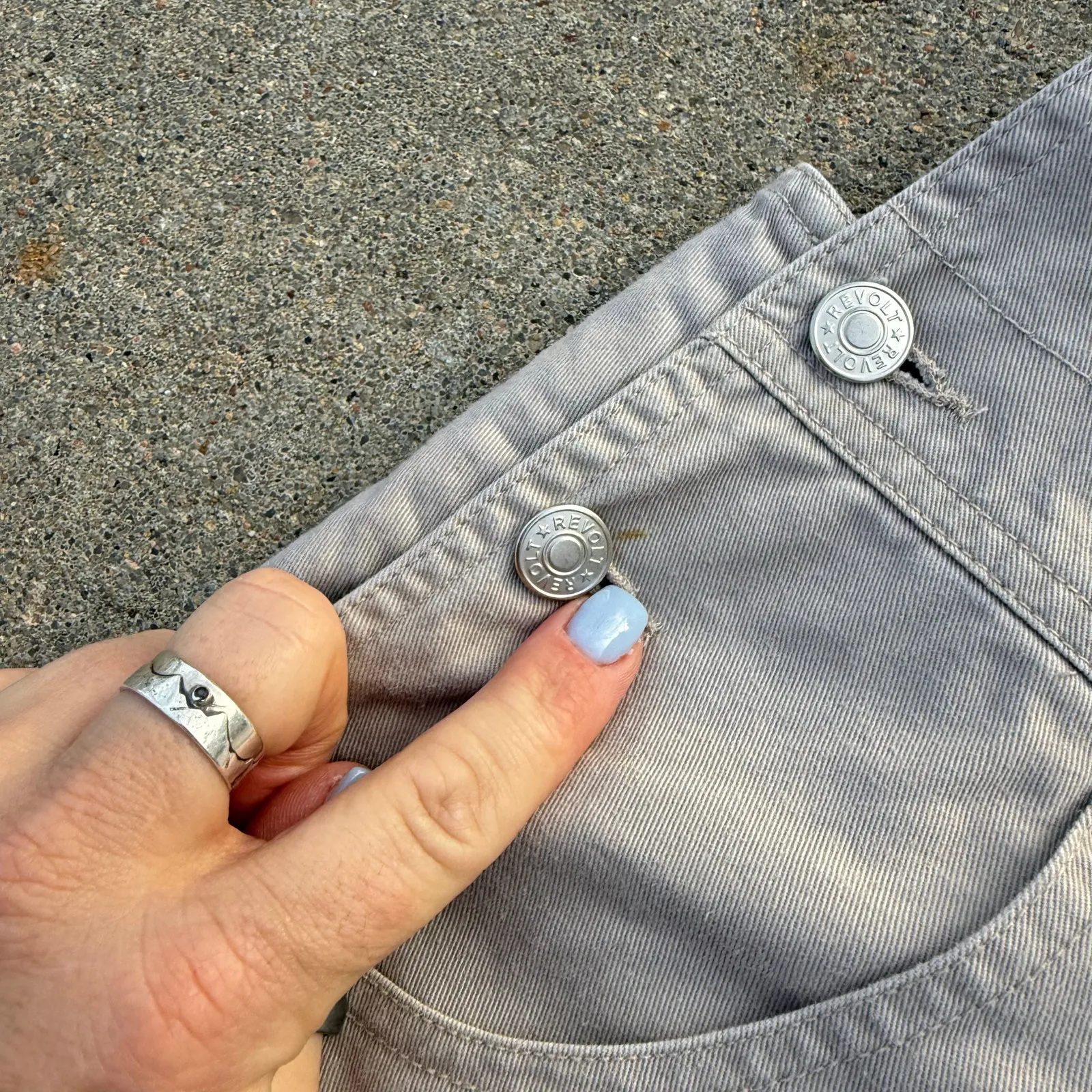 90s Y2K Revolt Khaki Canvas Cargo Painter Carpenter Bib Overalls LARGE - Image 4