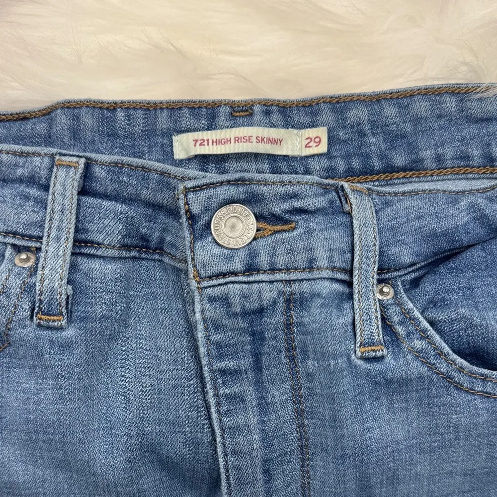 Women’s 721 High Rise Skinny Blue Jeans in size 29 - Image 7