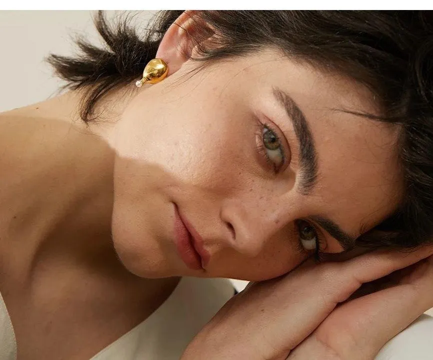 Vintage Statement Geometric Pearl Round Gold Stud Earrings - Image 9