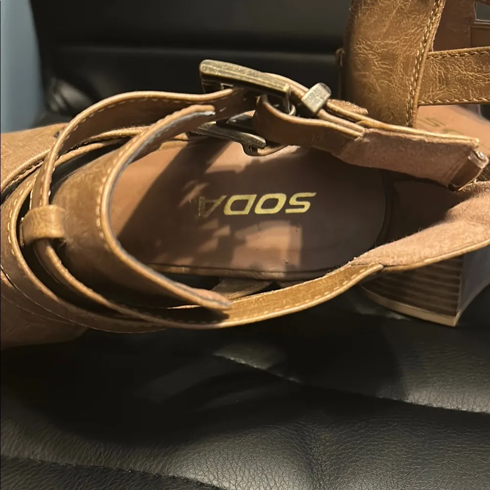 Soda Women’s Tan Ankle Booties, Size 9 - Image 3