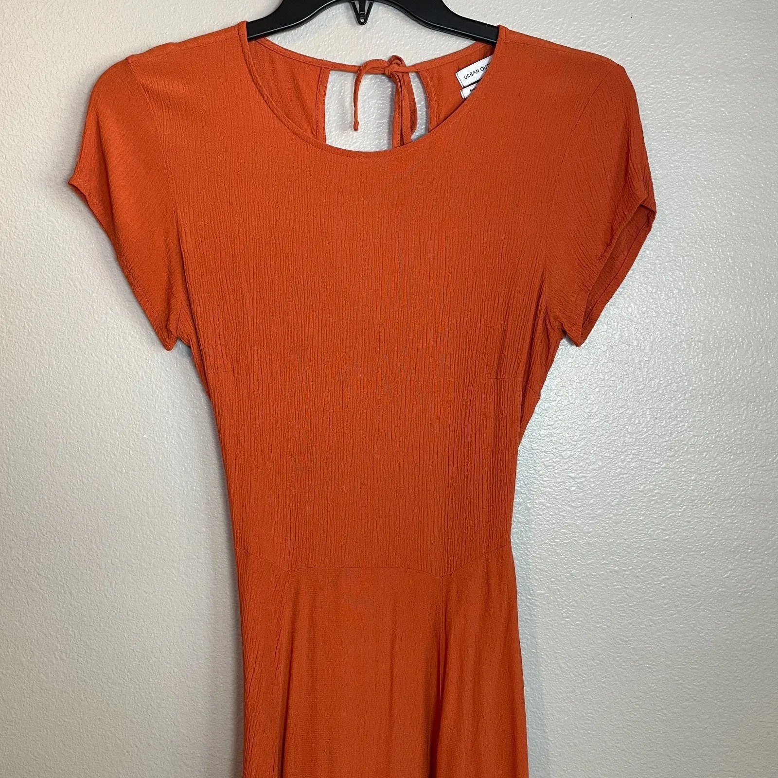 Urban Outfitters Orange Dress Sz Medium Slit Linsey Cap Sleeve Dress Open Back - Image 2