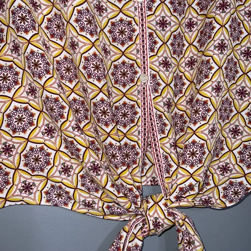 Max Studio Mustard & Purple Mediterranean Print Short Sleeve Tie Waist Top XL - Image 4