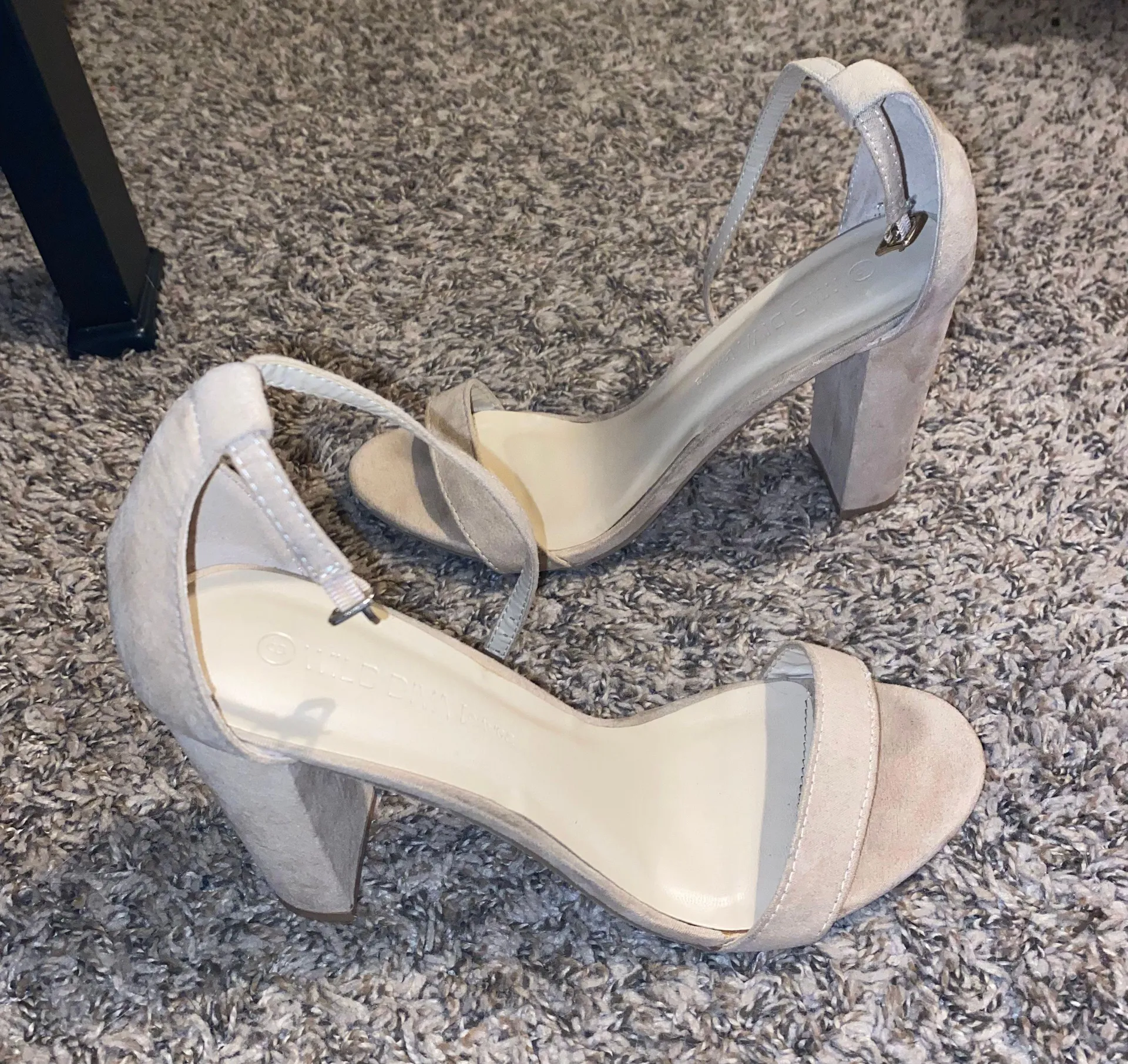 Nude suede heels - Image 4