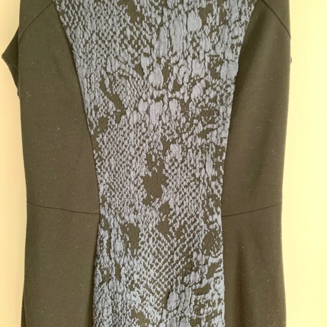 Blue & Black Floral Patterned Bodycon Dress Size 0 - Image 3