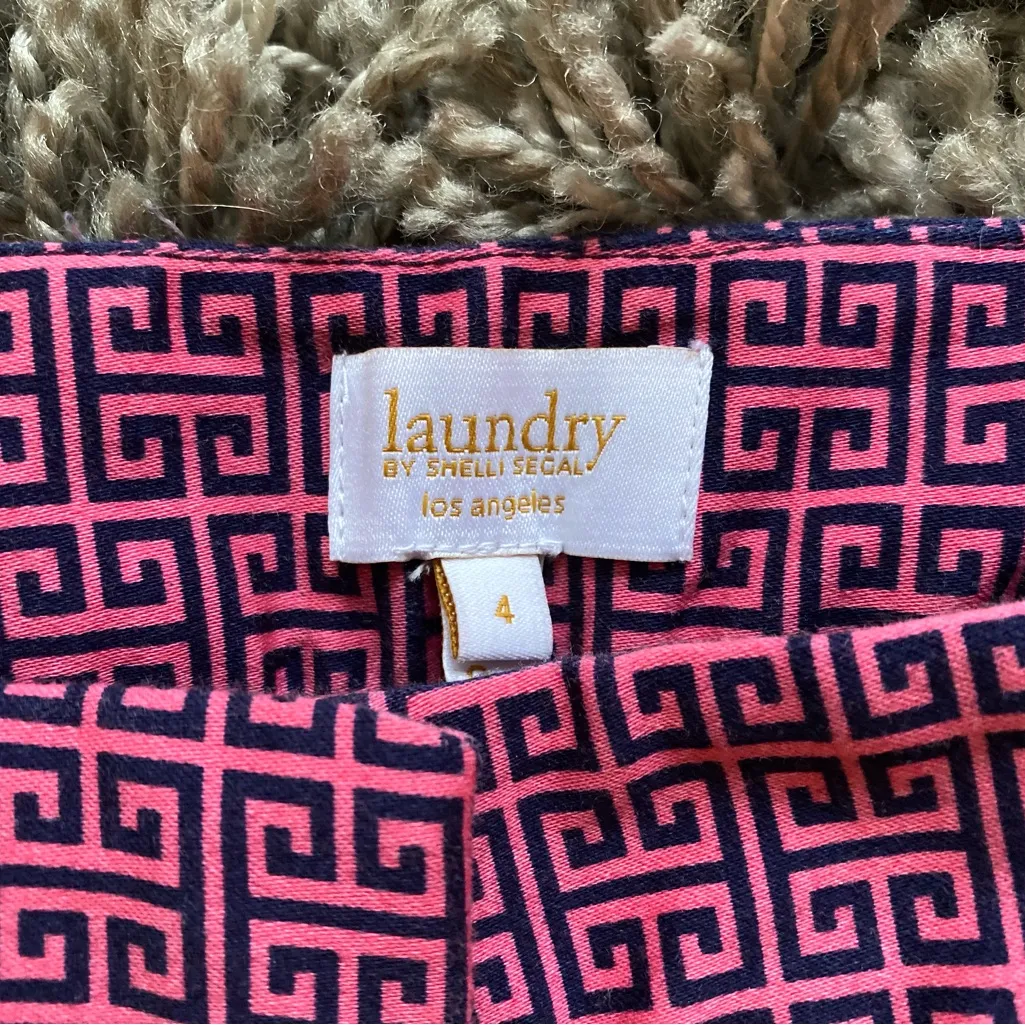 *Like New* Pink and Navy Greek Pattern LAUNDRY Women’s slacks Size 4 - Image 11
