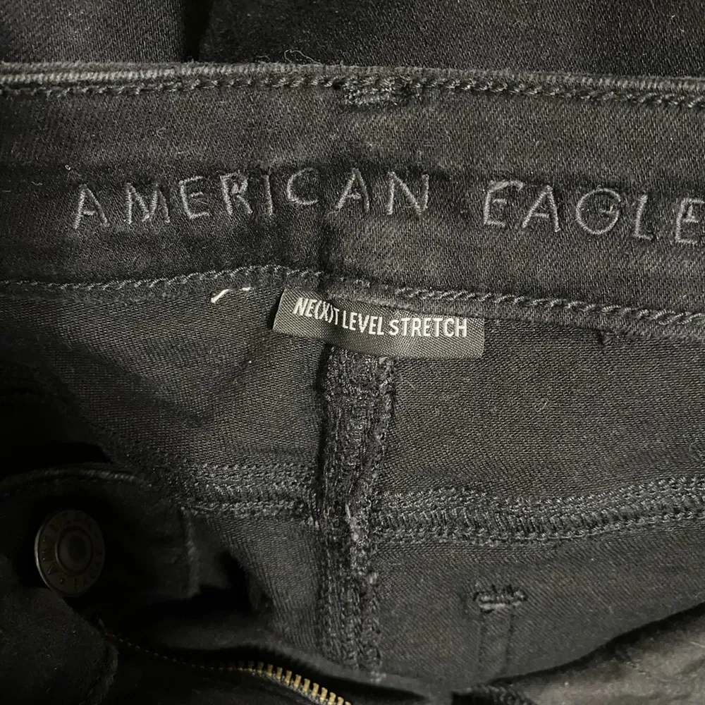 American Eagle Ne(X)t level stretch distressed hi-rise jeggings black size 4S - Image 9