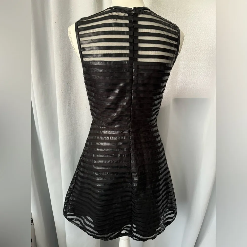 Sans souci black dress size medium - Image 4