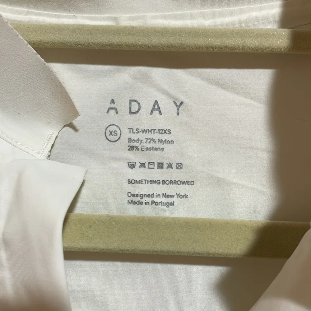 Aday Something Borrowed White Button Down Long Sleeve Mock Neck Shirt Size XS - Image 5