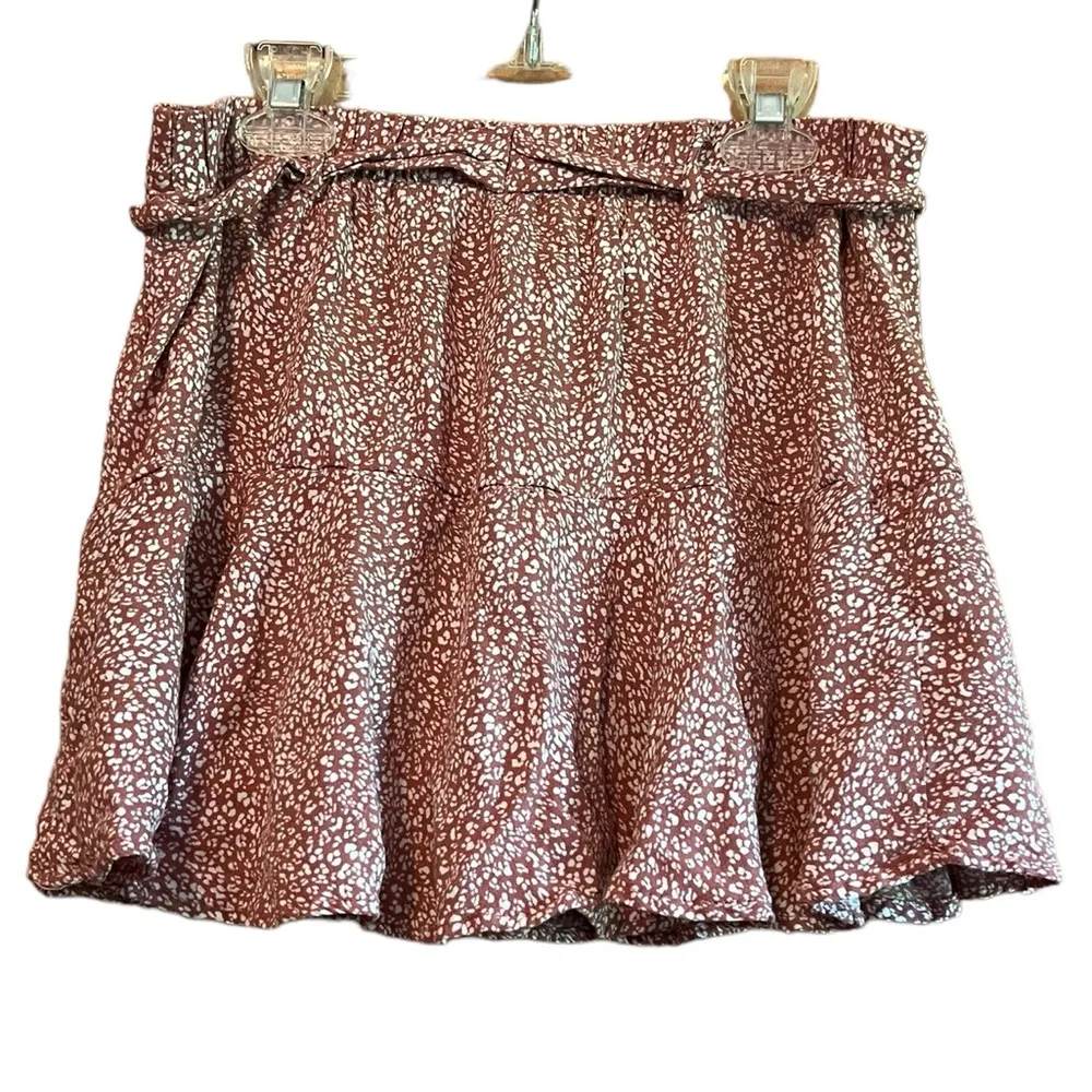 Kirious Los Angeles Pink Floral Skort with Bow Toe Waist Woman’s Size Medium - Image 2