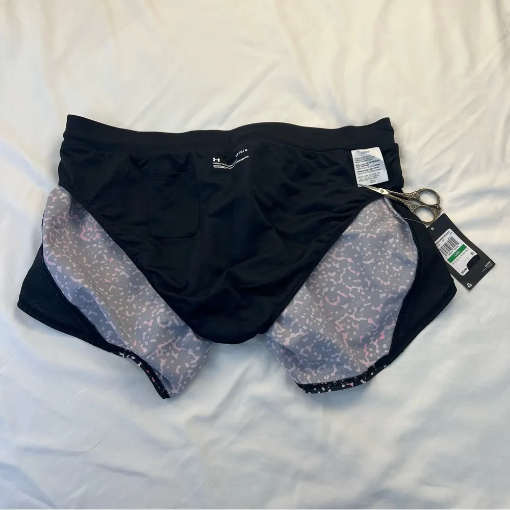 Under Armour Athletic Shorts, Size: Large - Image 4
