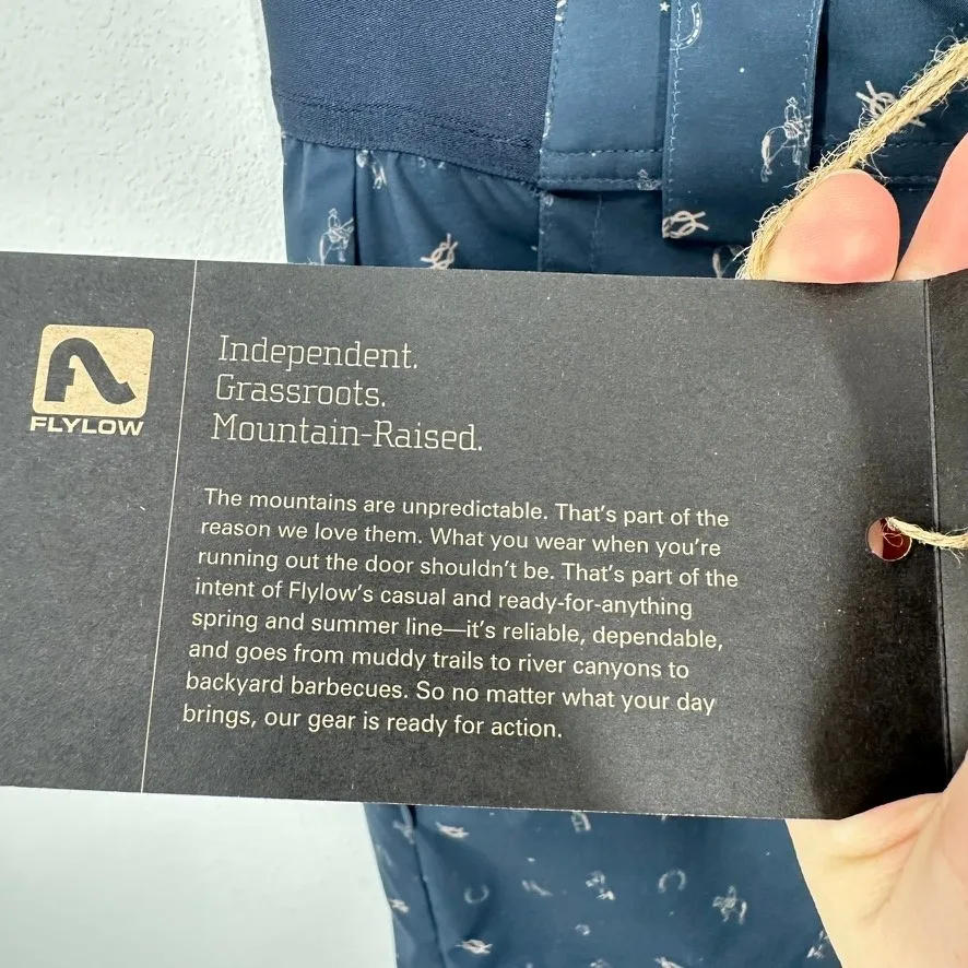 Flylow Women's Tia Shorts Night Blue Horse Horseshoe Print Size 4 Athletic Short - Image 13