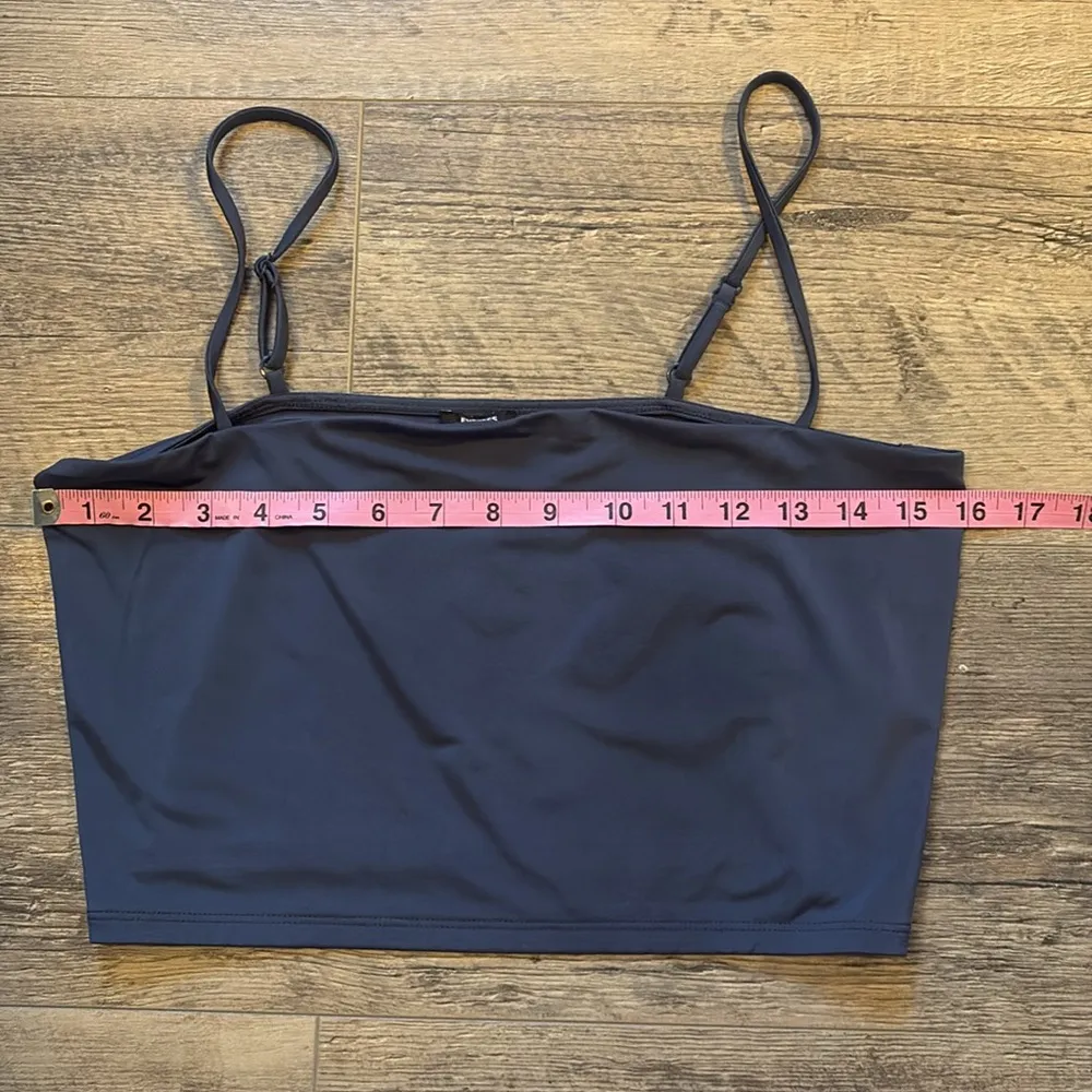 EXPR ESS Body Contour Square Neck Tank Top NWT - Image 3