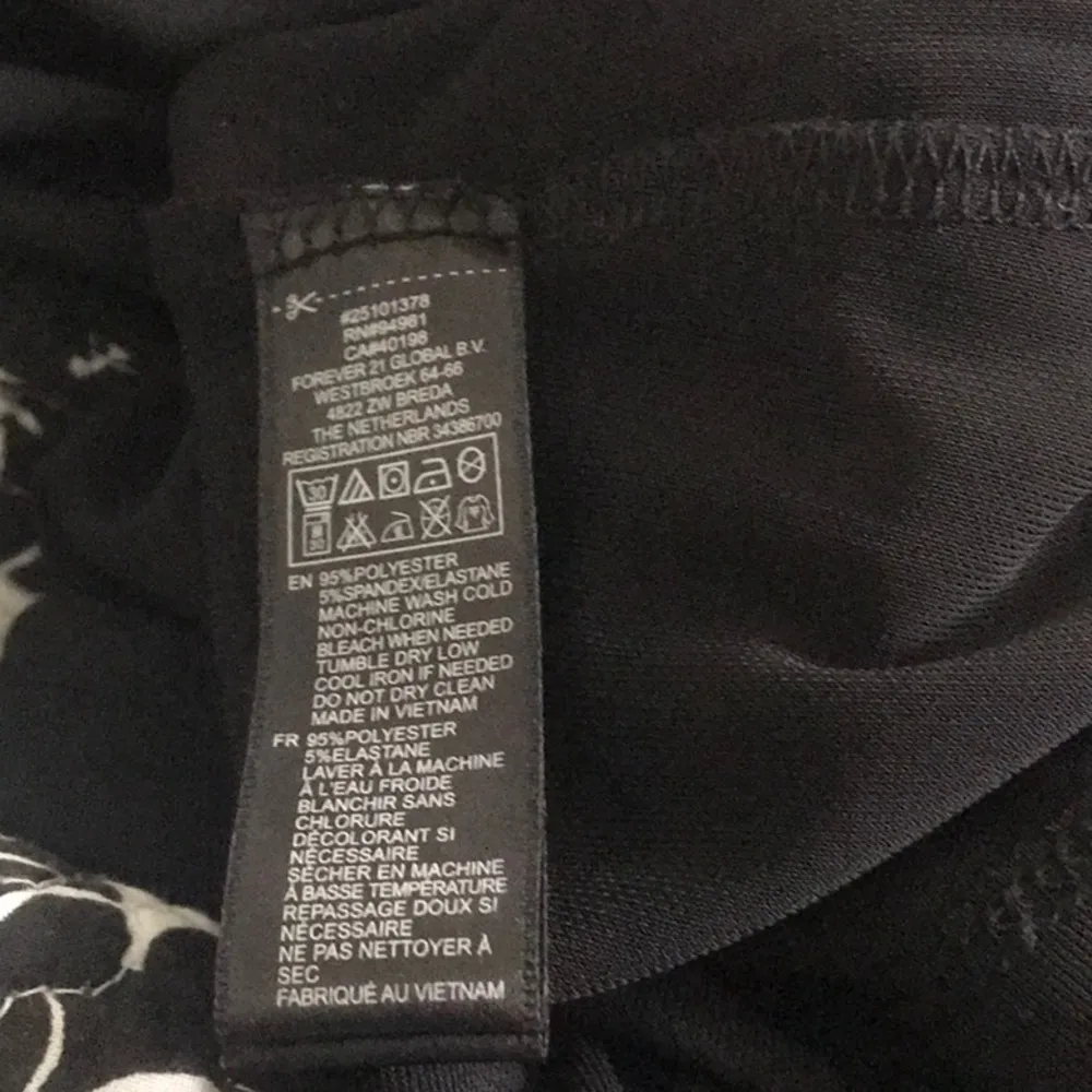 Elegant Black halter Jersey  Maxi Dress - Image 9