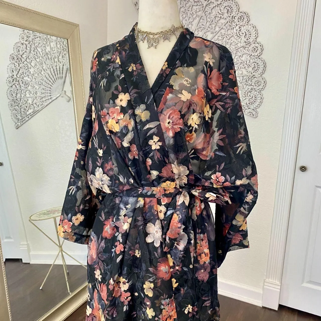 L.A Intimates Vintage Whimsygoth Black Multi Floral Mesh Kimono Robe L Size L - Image 2