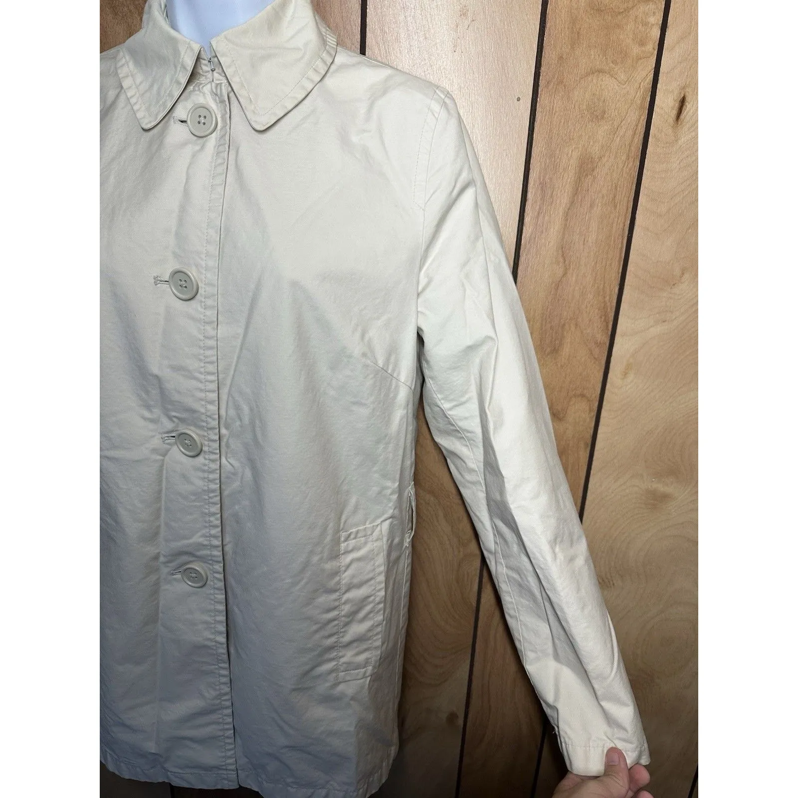 Old Navy women’s trenchcoat size small - Image 4